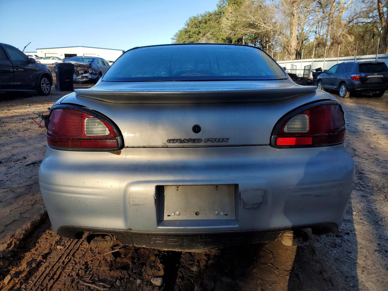 1998 Pontiac Grand Prix Silver vin: 1G2WP52KXWF208656