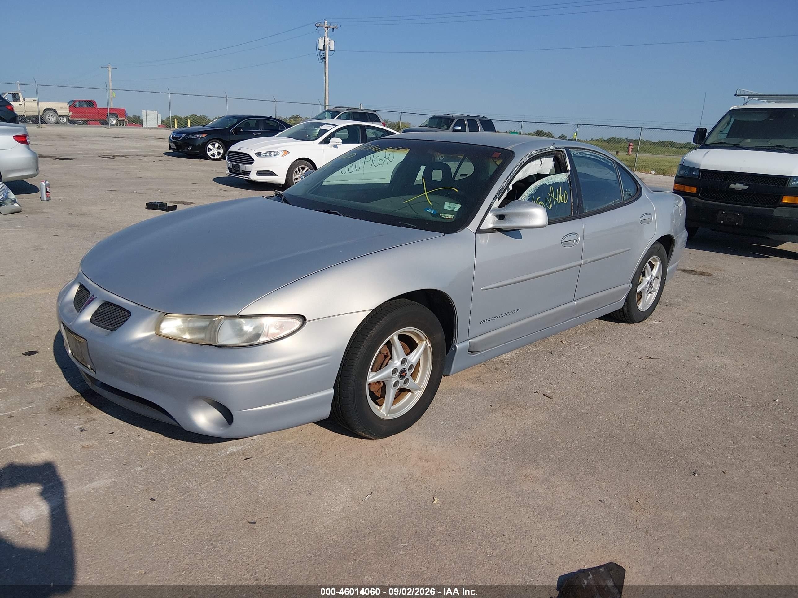 2000 Pontiac Grand Prix Gt Silver vin: 1G2WP52KXYF143343