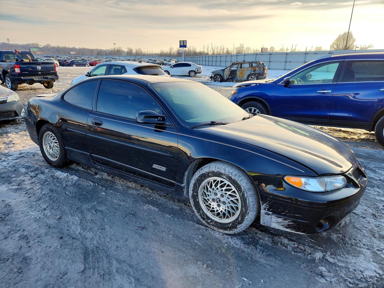 2000 Pontiac Grand Prix Gtp Black vin: 1G2WR1211YF151616