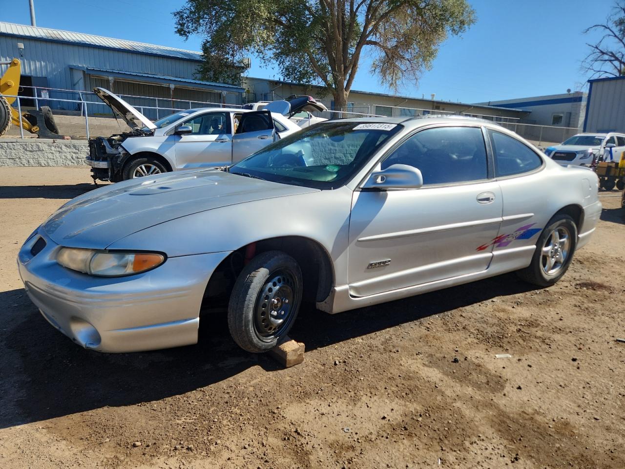 1G2WR1217YF251378