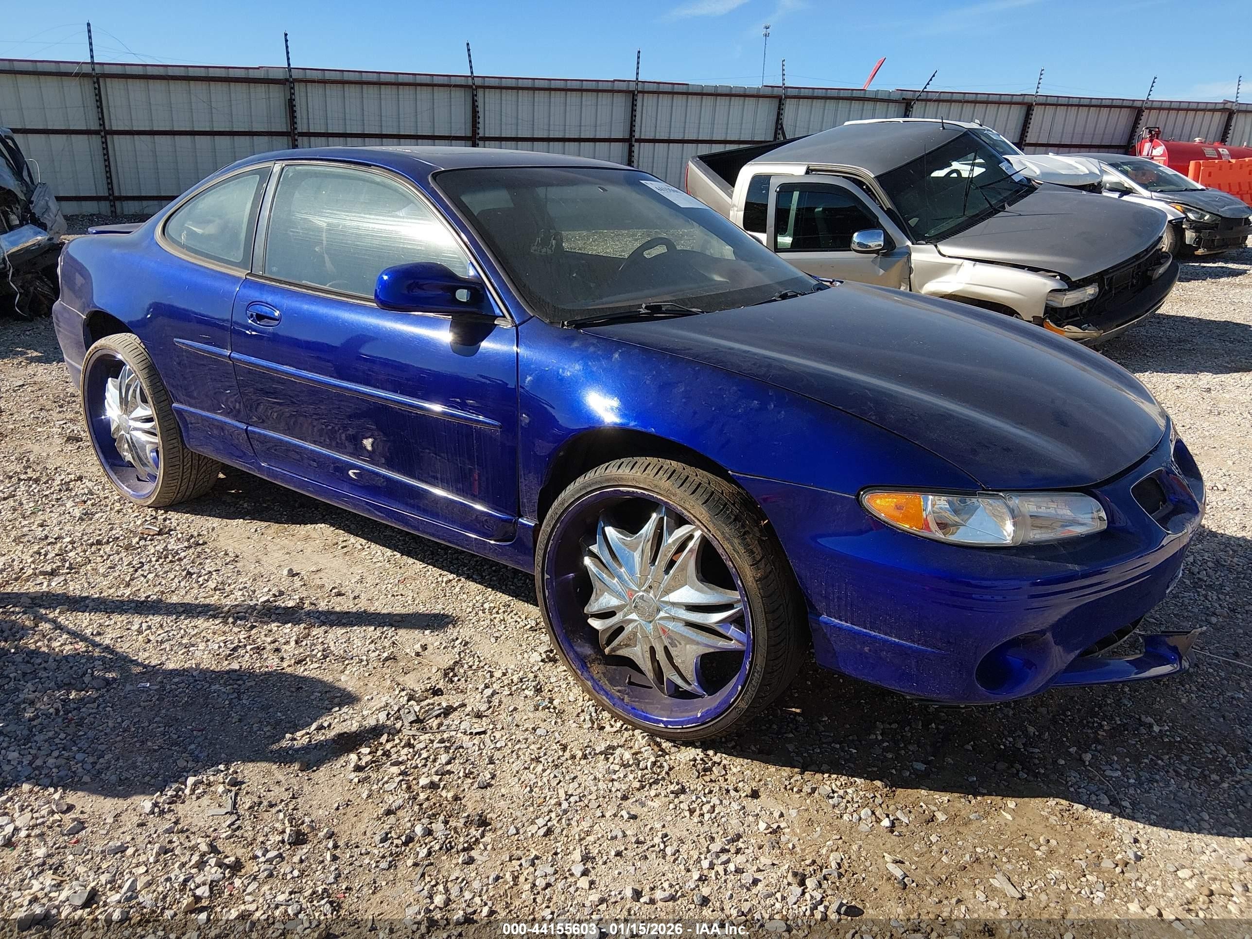 1G2WR1218YF323995
