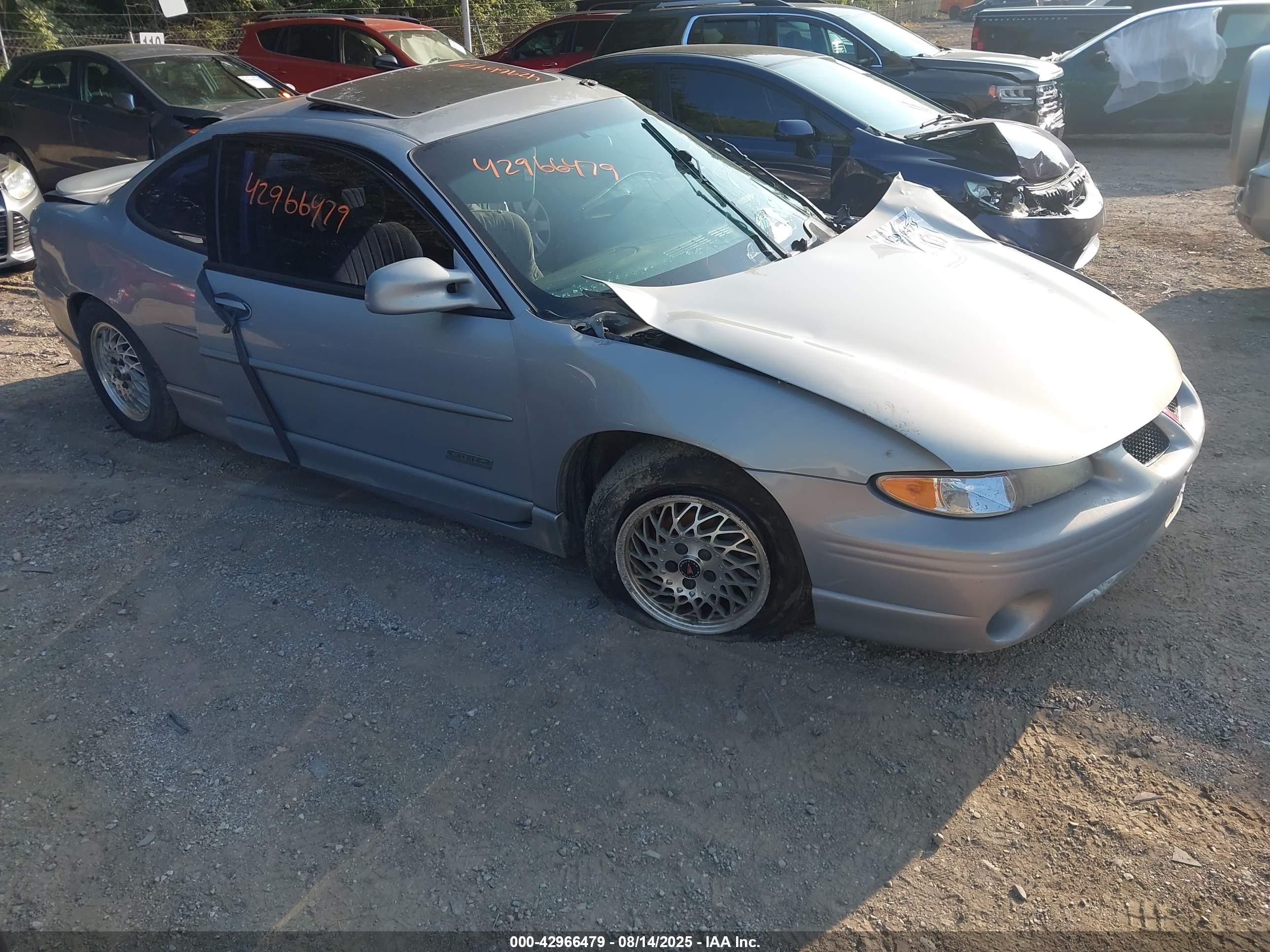 1G2WR121XYF194934