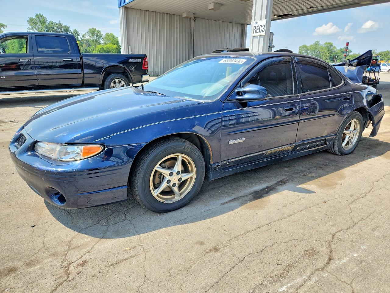 1G2WR52113F141877