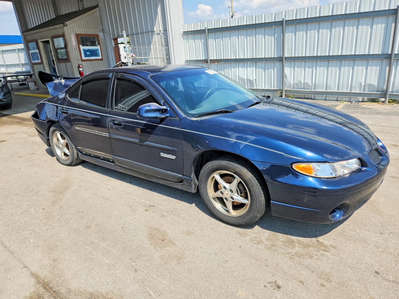2003 Pontiac Grand Prix Gtp Blue vin: 1G2WR52113F141877