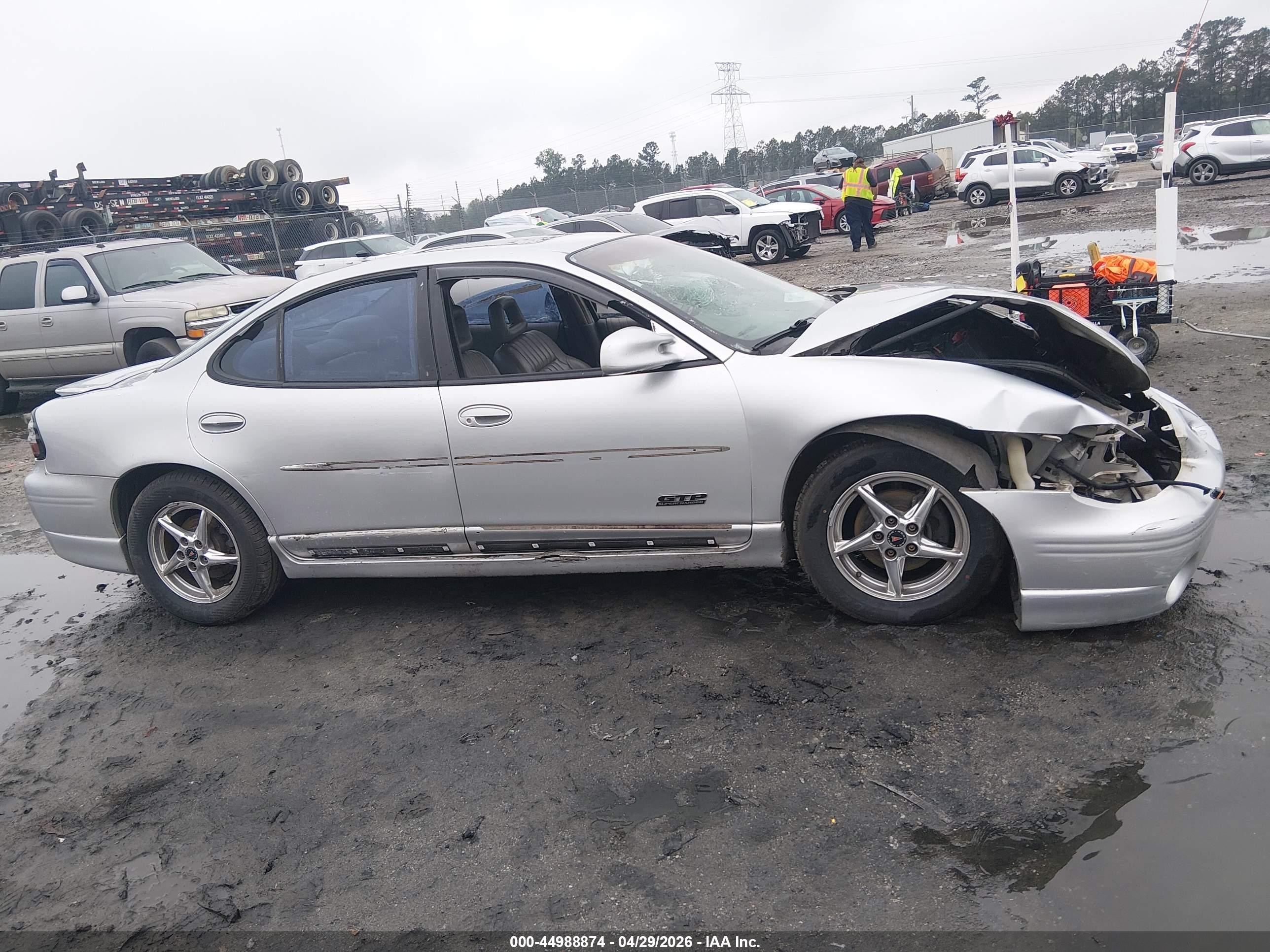 2002 Pontiac Grand Prix Gtp Silver vin: 1G2WR52172F268163