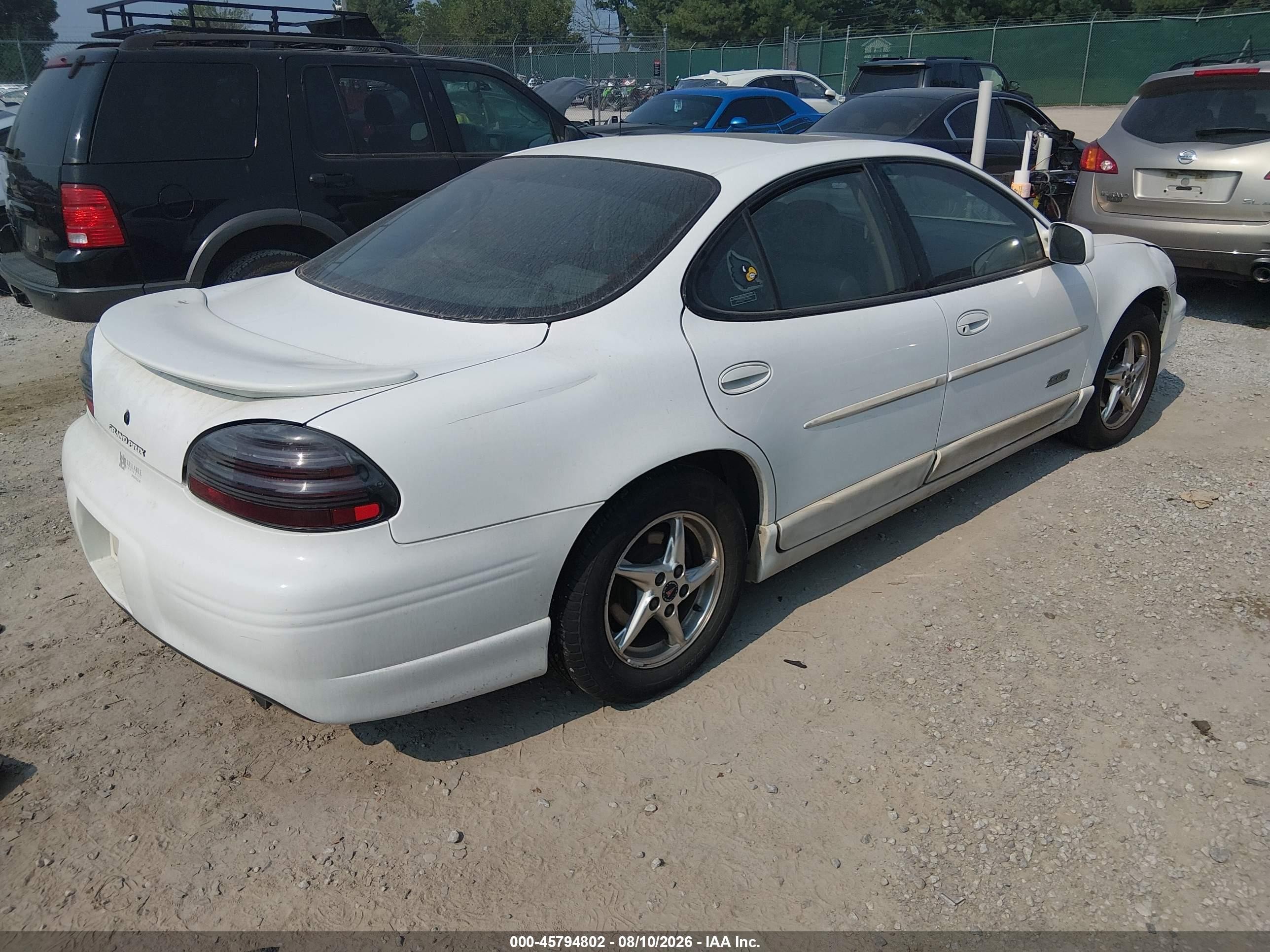 2000 Pontiac Grand Prix Gtp White vin: 1G2WR5218YF111069