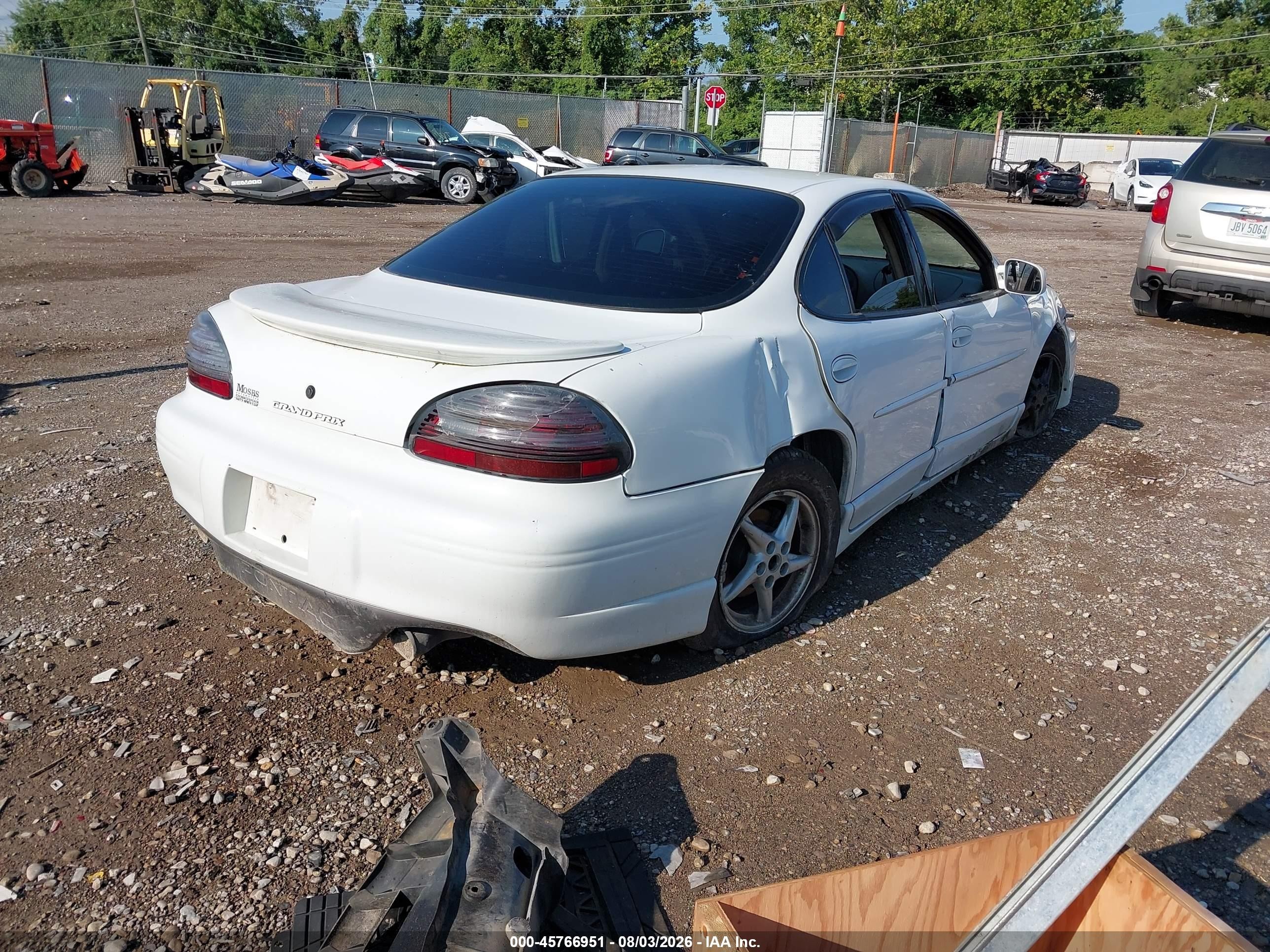 2000 Pontiac Grand Prix Gtp White vin: 1G2WR5218YF238131