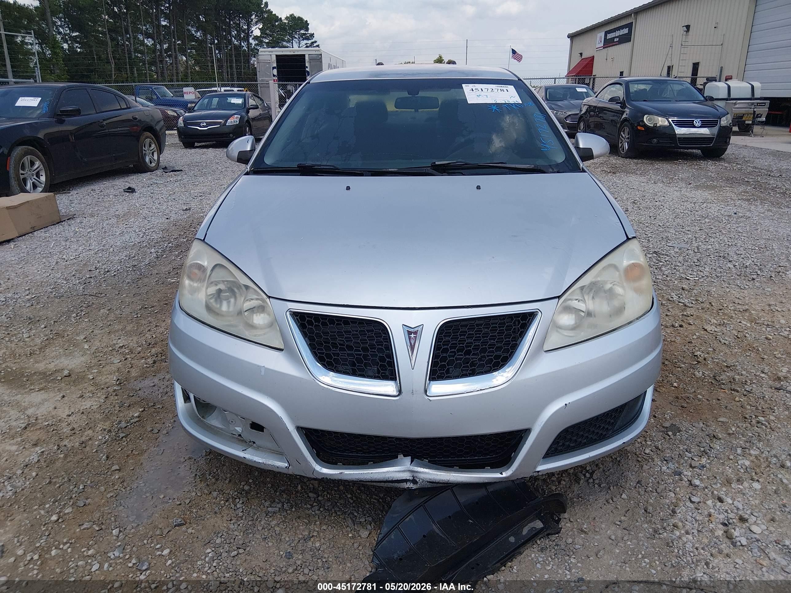 2010 Pontiac G6   Silver vin: 1G2ZA5E00A4135326