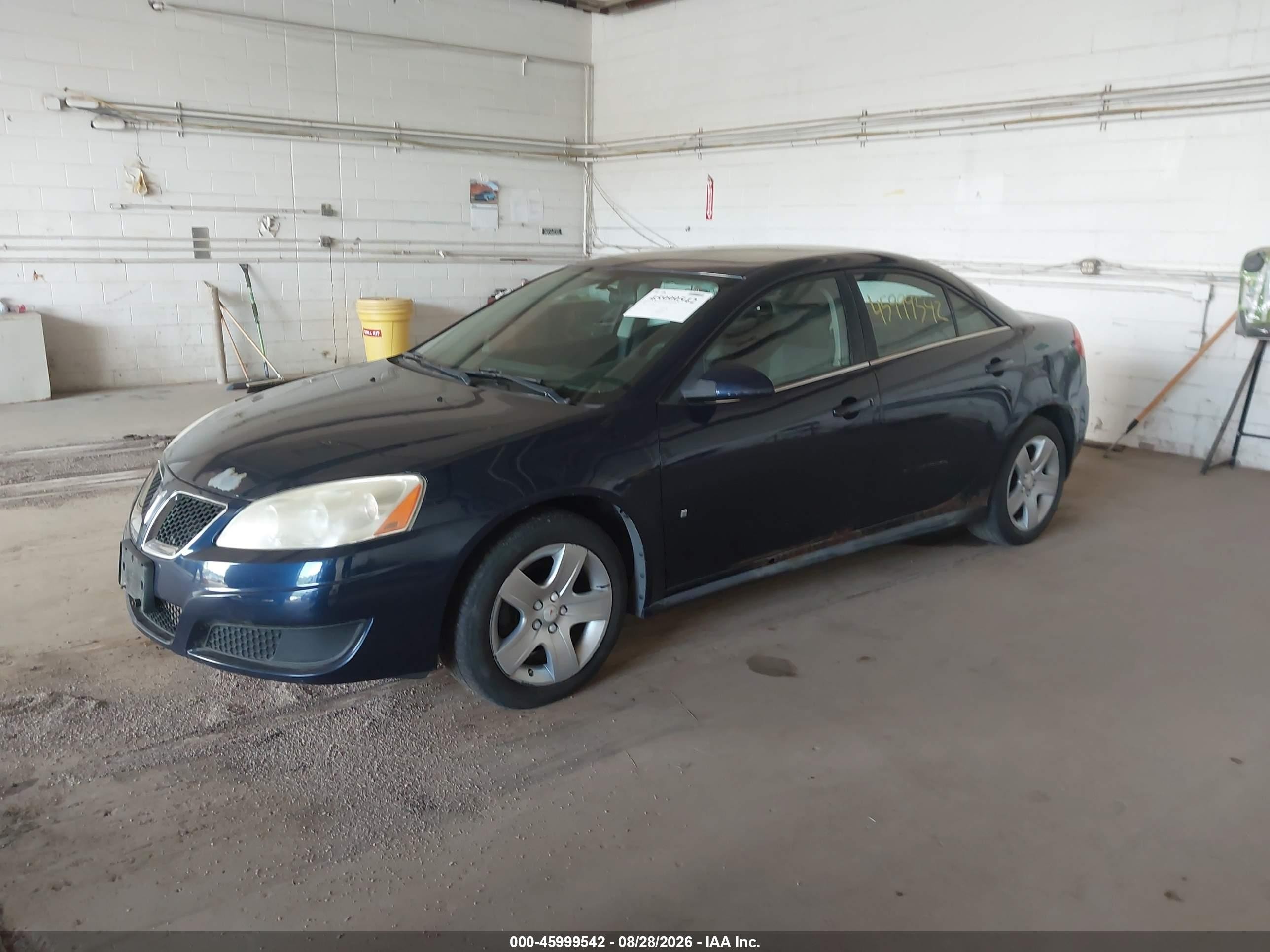 2010 Pontiac G6   Blue vin: 1G2ZA5E02A4105082