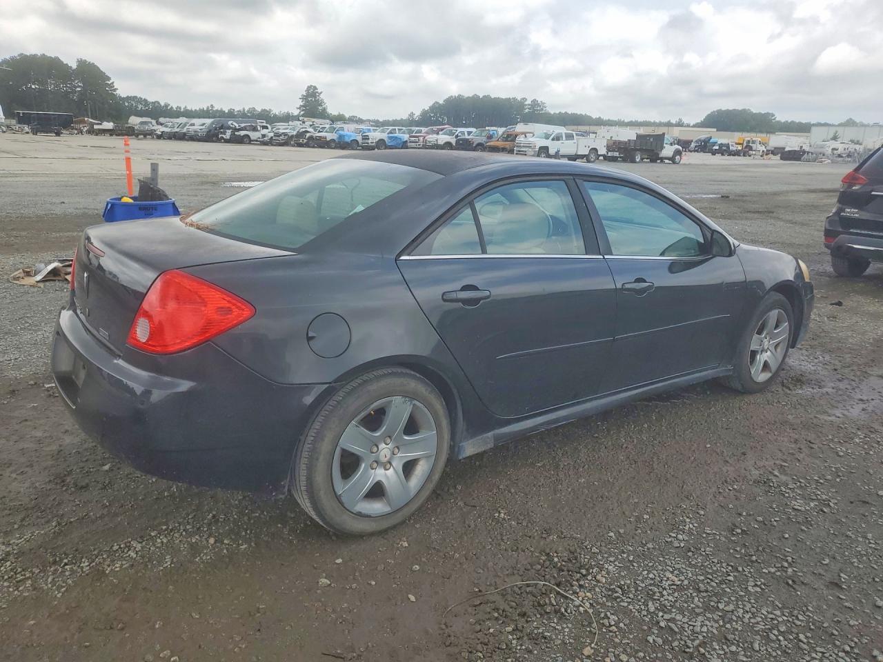 2010 Pontiac G6 Черный vin: 1G2ZA5E03A4160835