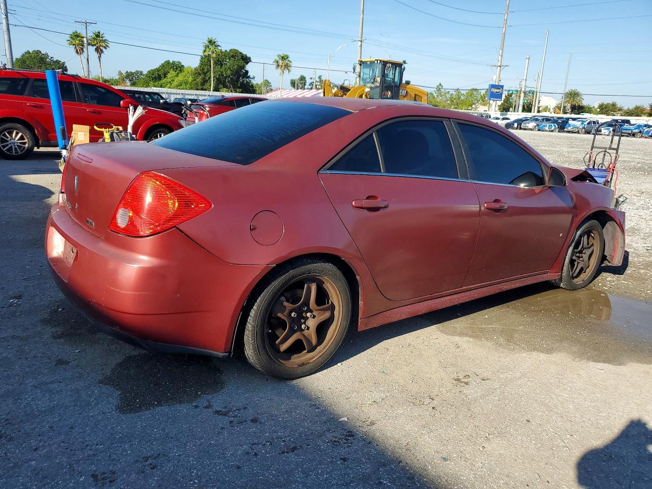 2010 Pontiac G6 Burgundy vin: 1G2ZA5E04A4108792