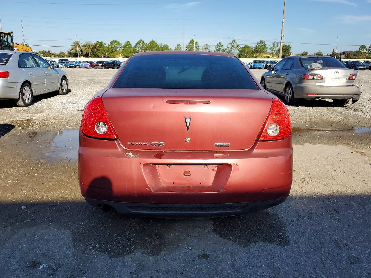 2010 Pontiac G6 Burgundy vin: 1G2ZA5E04A4108792