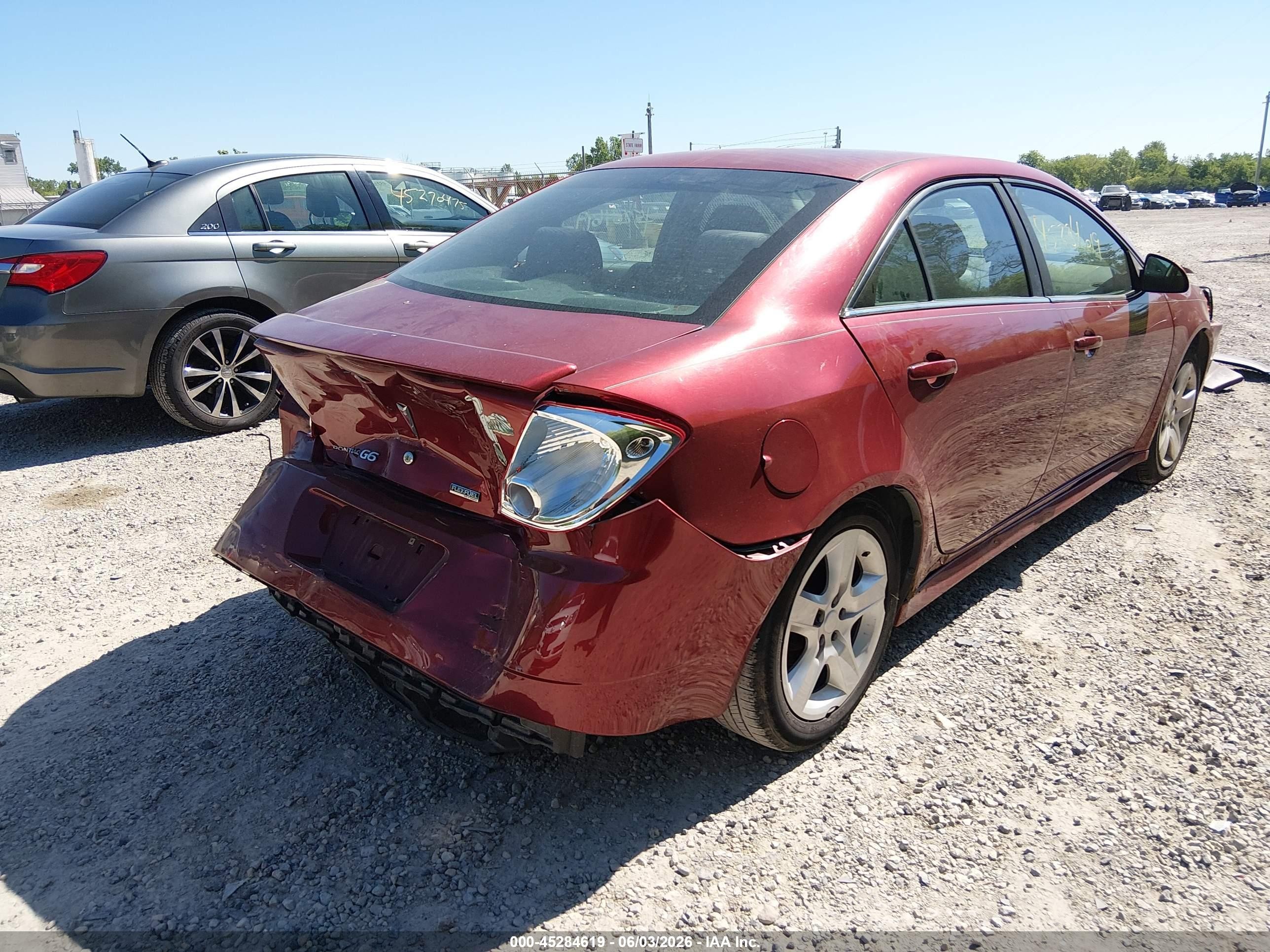 2010 Pontiac G6   Красный vin: 1G2ZA5E04A4136074
