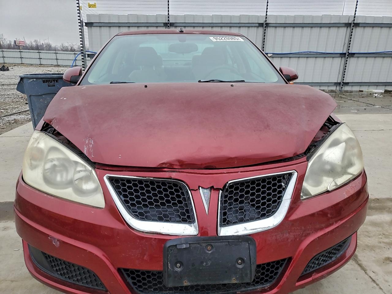2010 Pontiac G6 Burgundy vin: 1G2ZA5EB7A4114698