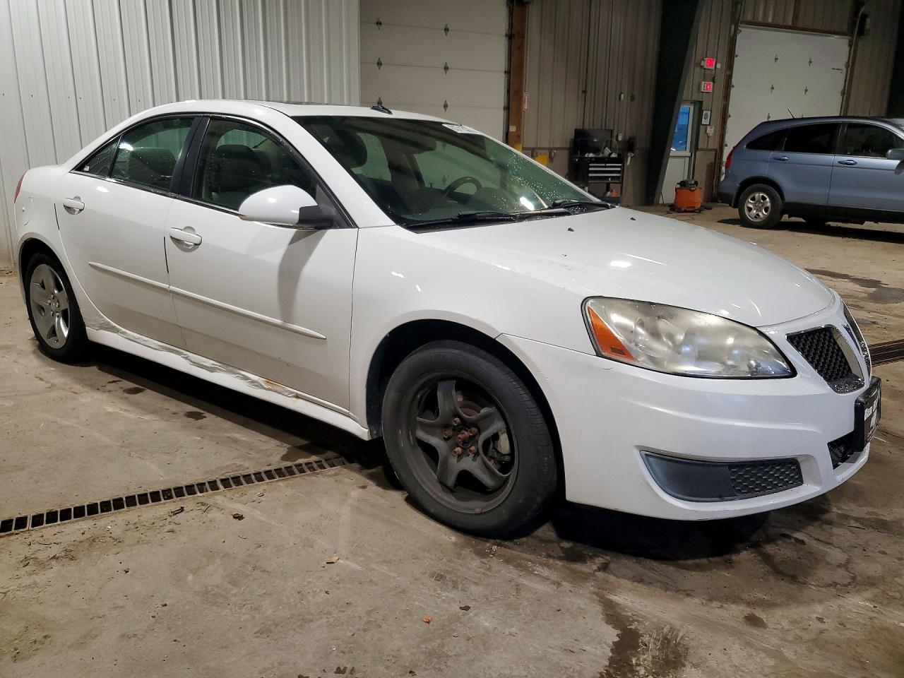 2010 Pontiac G6 White vin: 1G2ZA5EB7A4158992