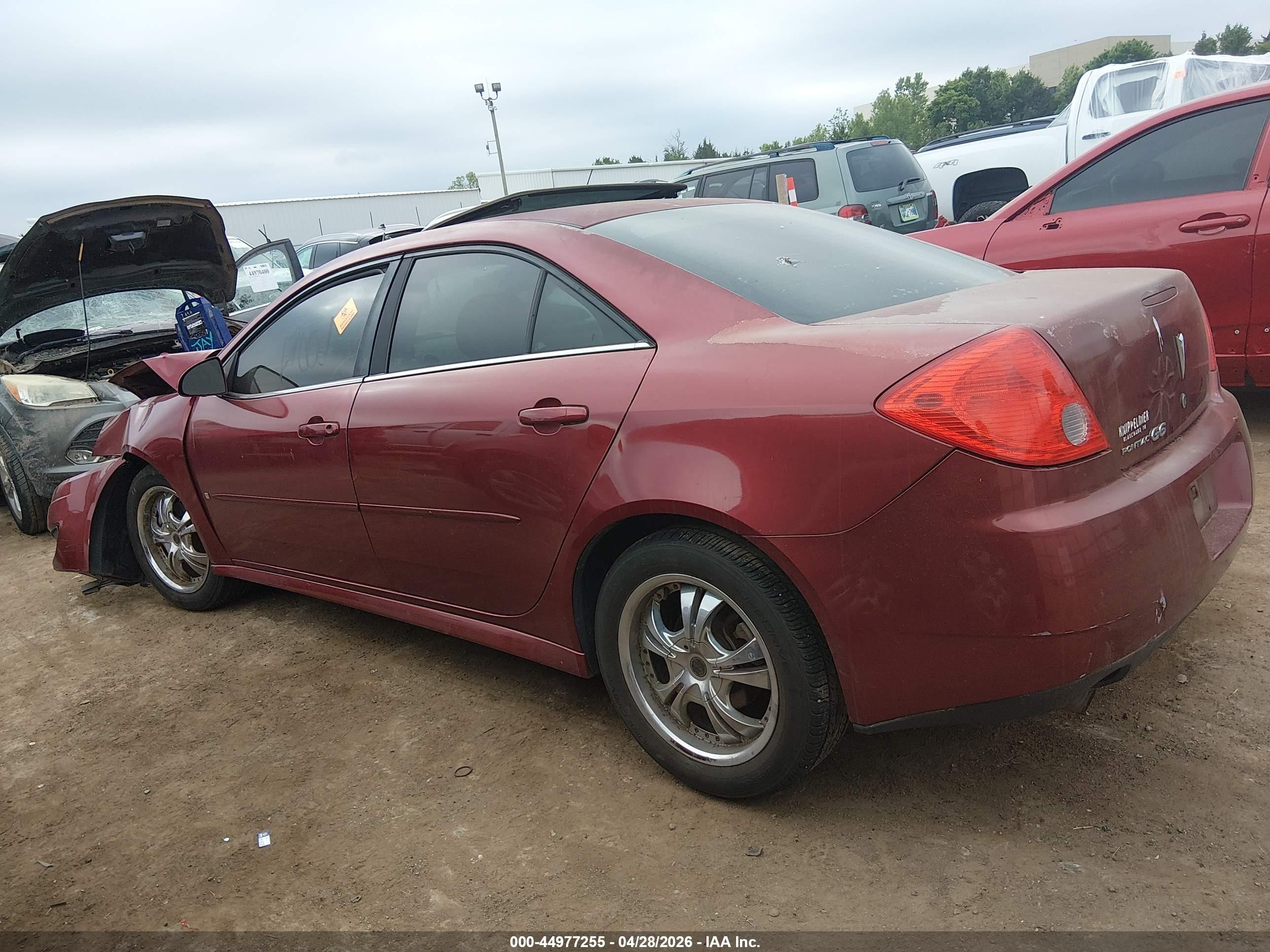 2010 Pontiac G6   Red vin: 1G2ZA5EB8A4114791