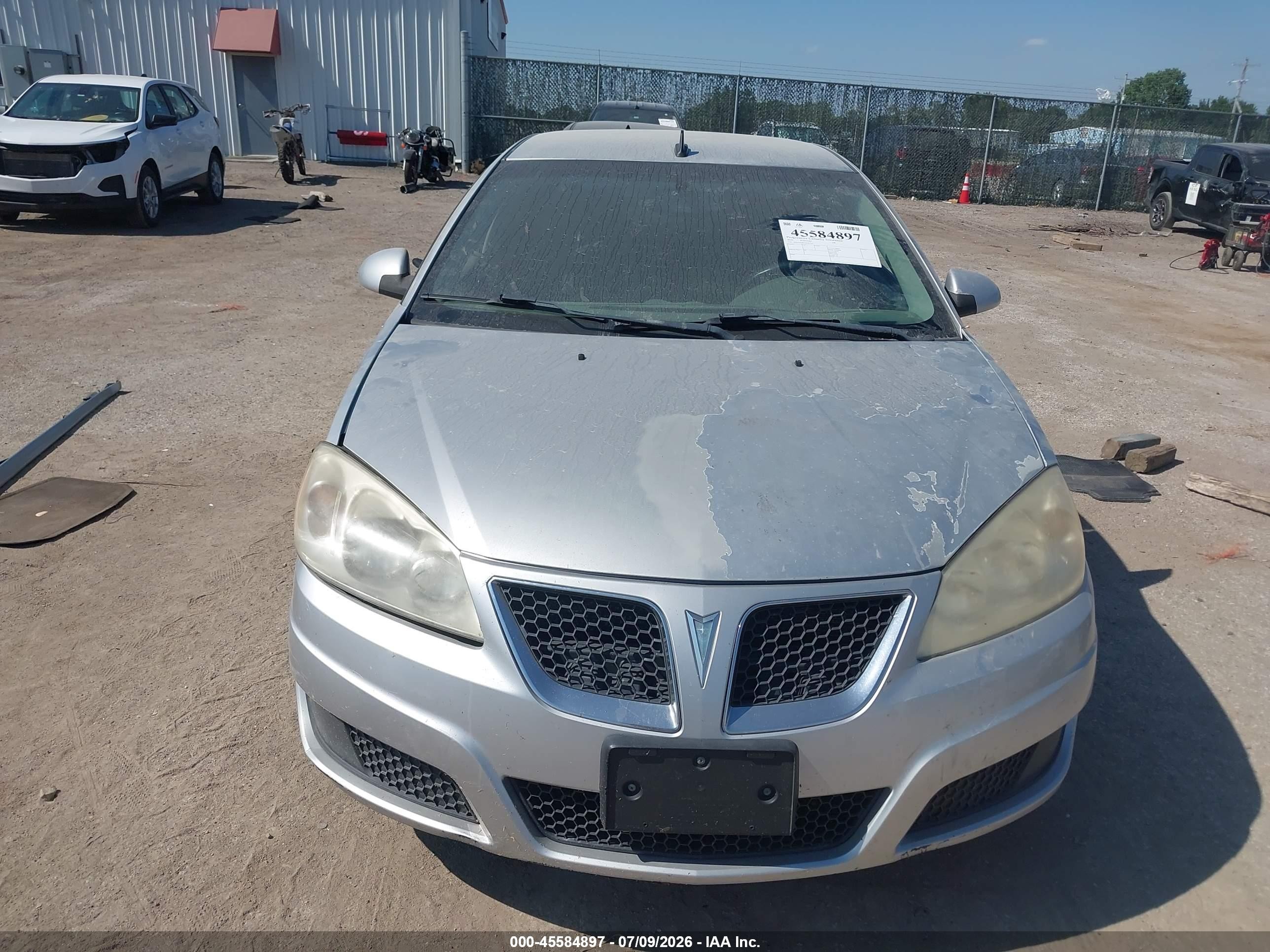 2010 Pontiac G6   Silver vin: 1G2ZA5EBXA4165791