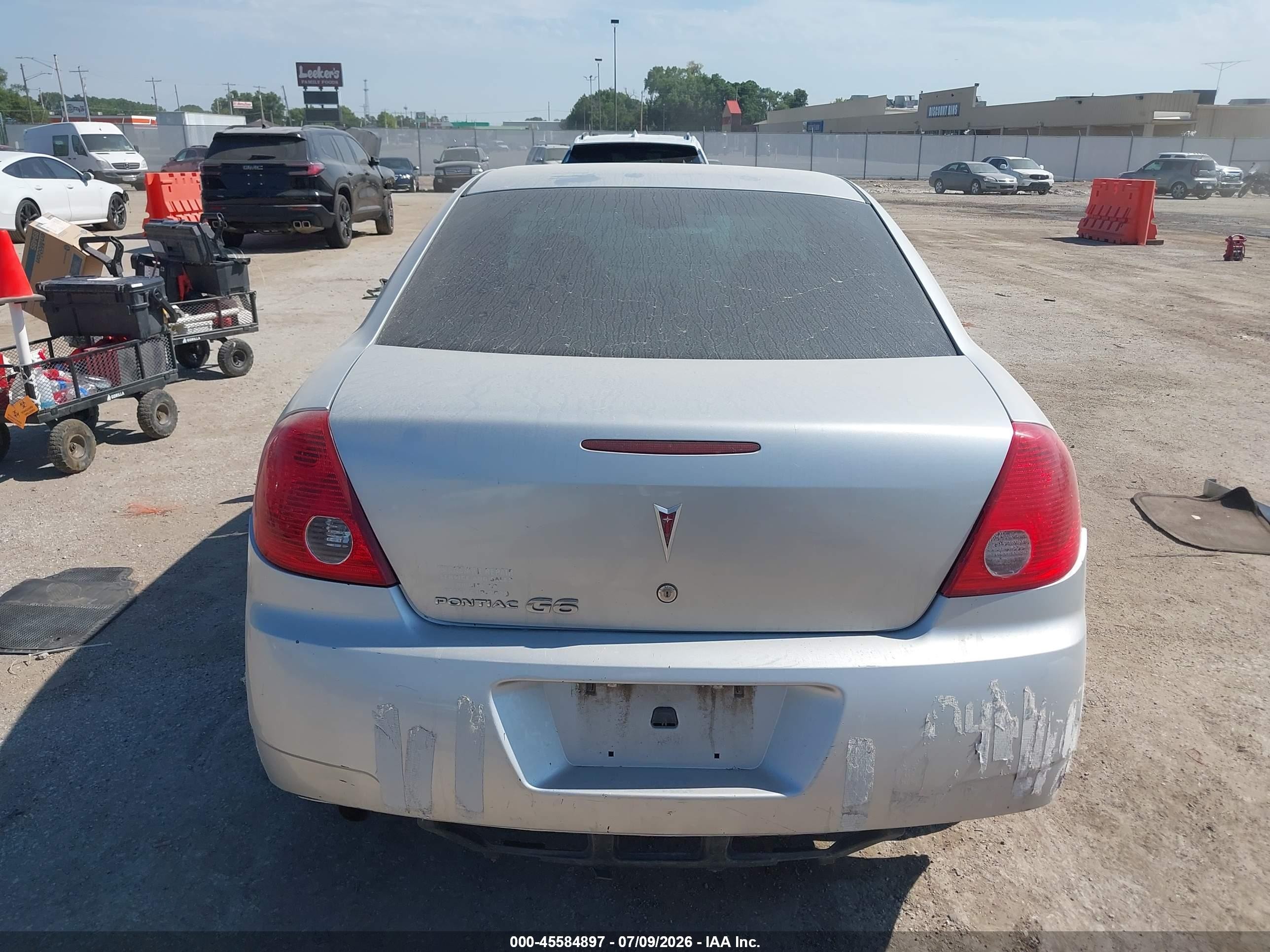 2010 Pontiac G6   Silver vin: 1G2ZA5EBXA4165791