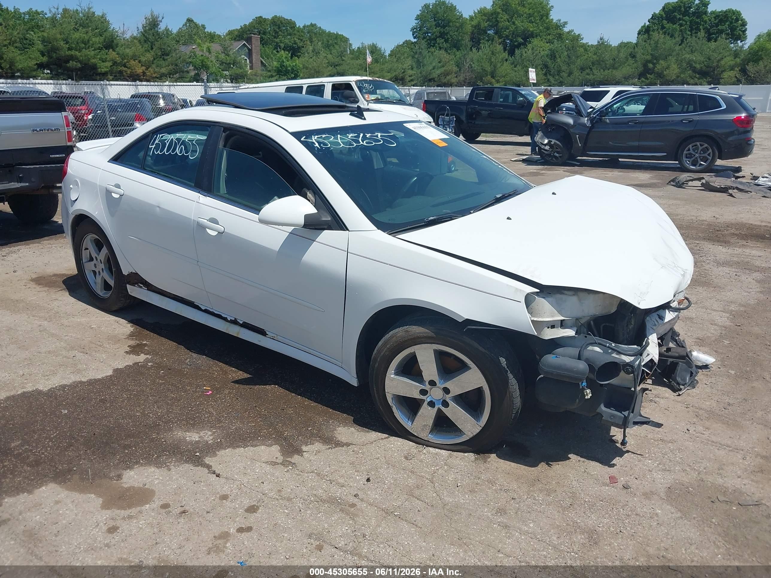 2010 Pontiac G6 White vin: 1G2ZA5EK2A4146992