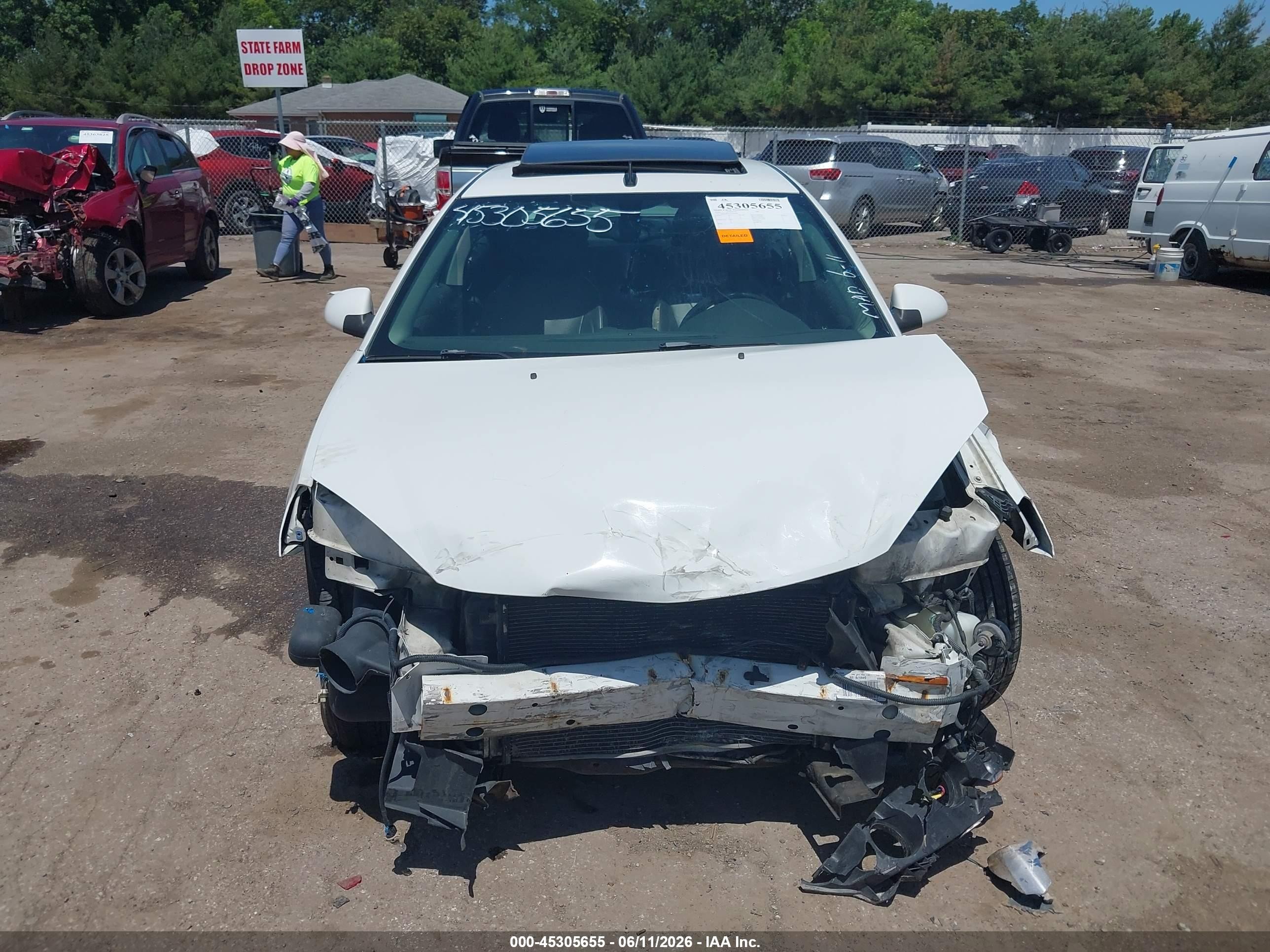 2010 Pontiac G6 White vin: 1G2ZA5EK2A4146992