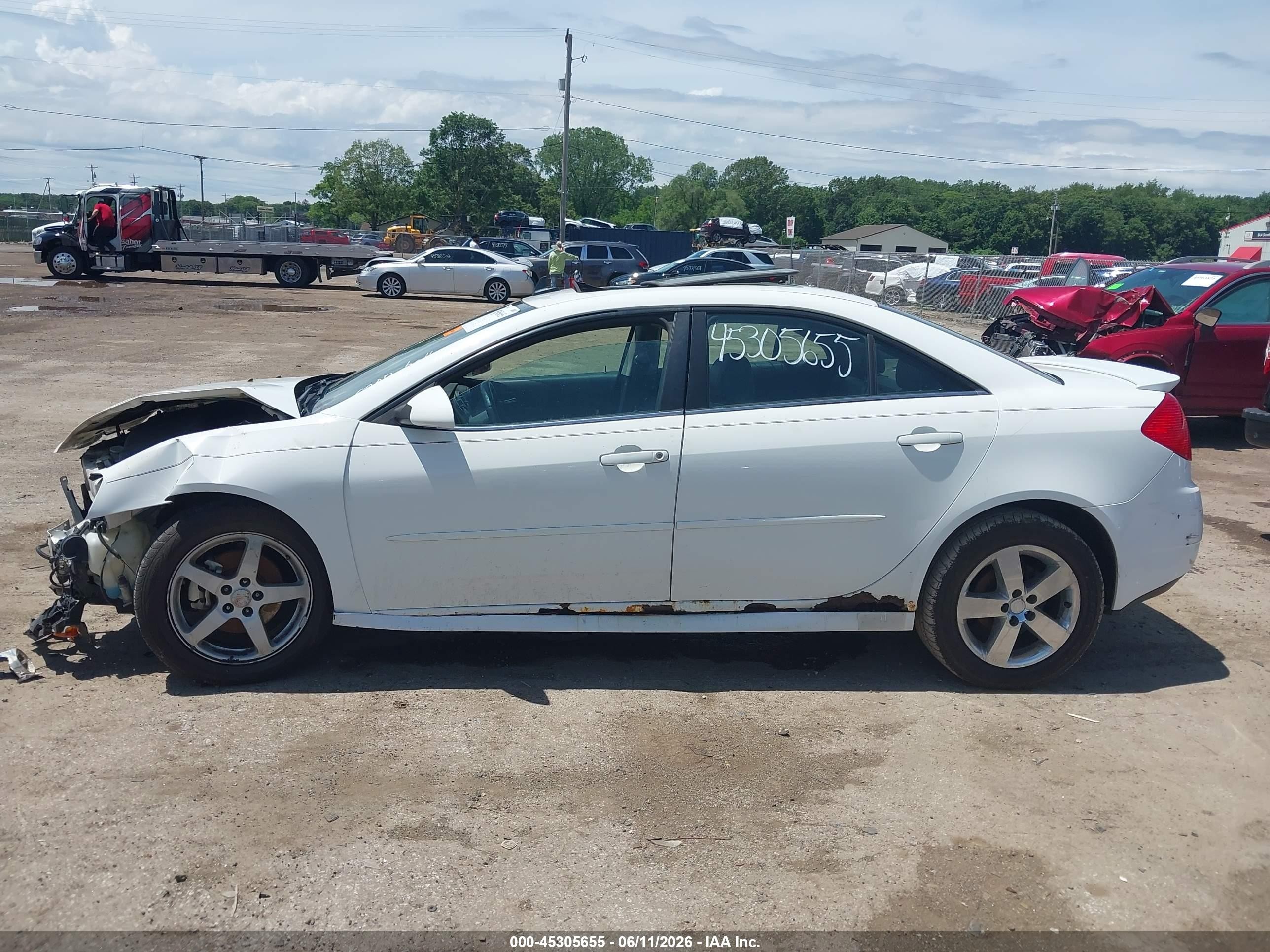 2010 Pontiac G6 White vin: 1G2ZA5EK2A4146992