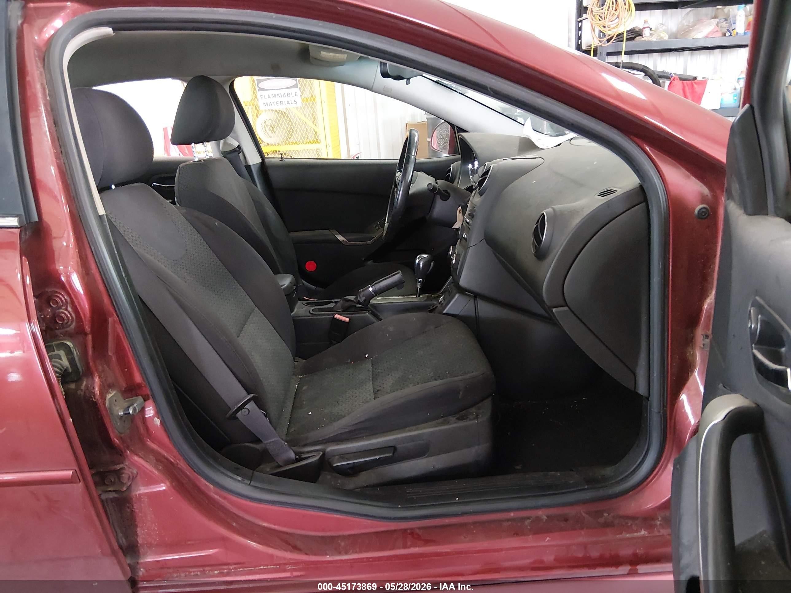 2010 Pontiac G6 Burgundy vin: 1G2ZA5EK7A4131131