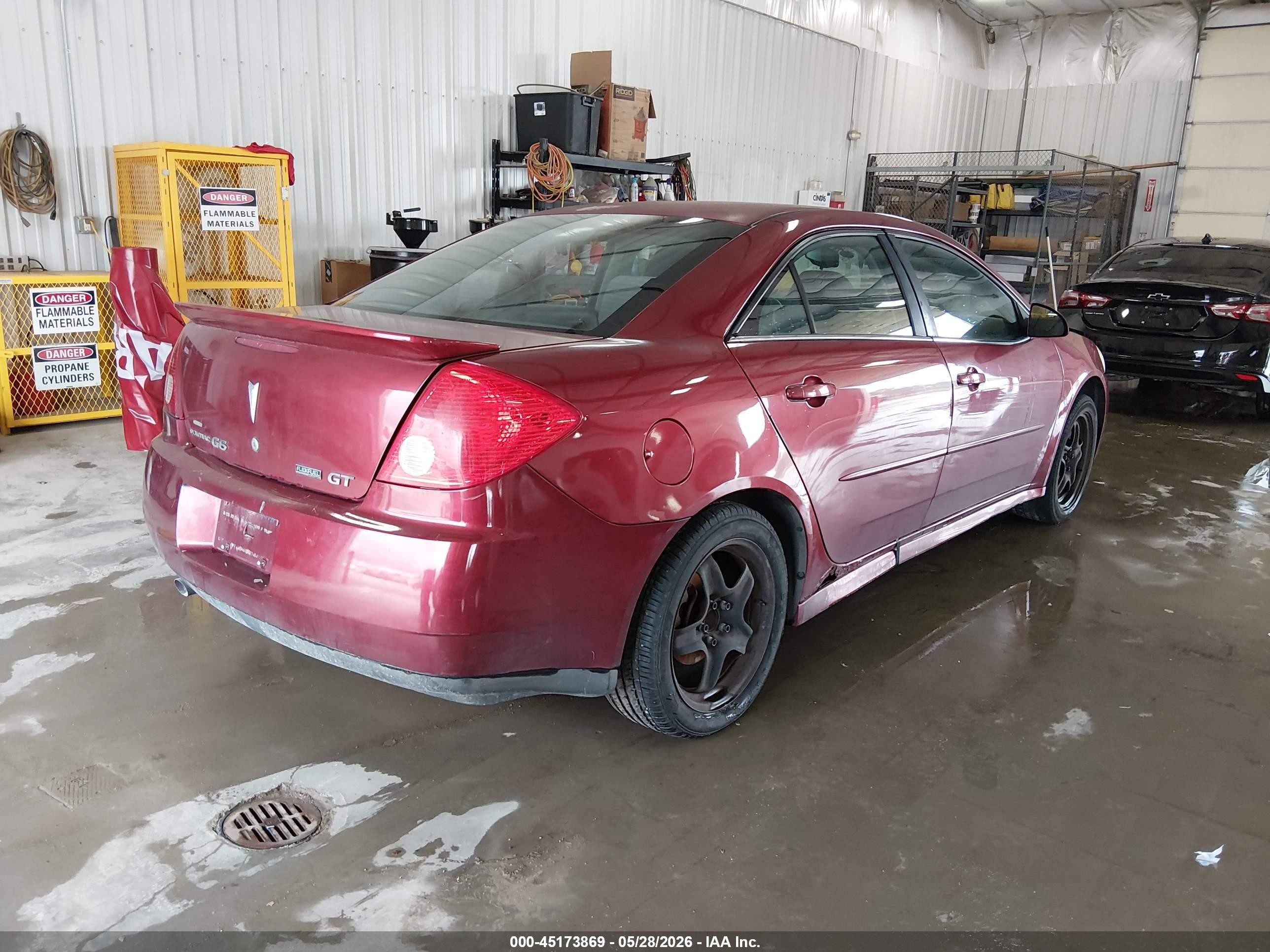 2010 Pontiac G6 Burgundy vin: 1G2ZA5EK7A4131131