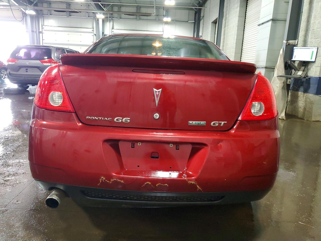 2010 Pontiac G6 Red vin: 1G2ZA5EK7A4162122