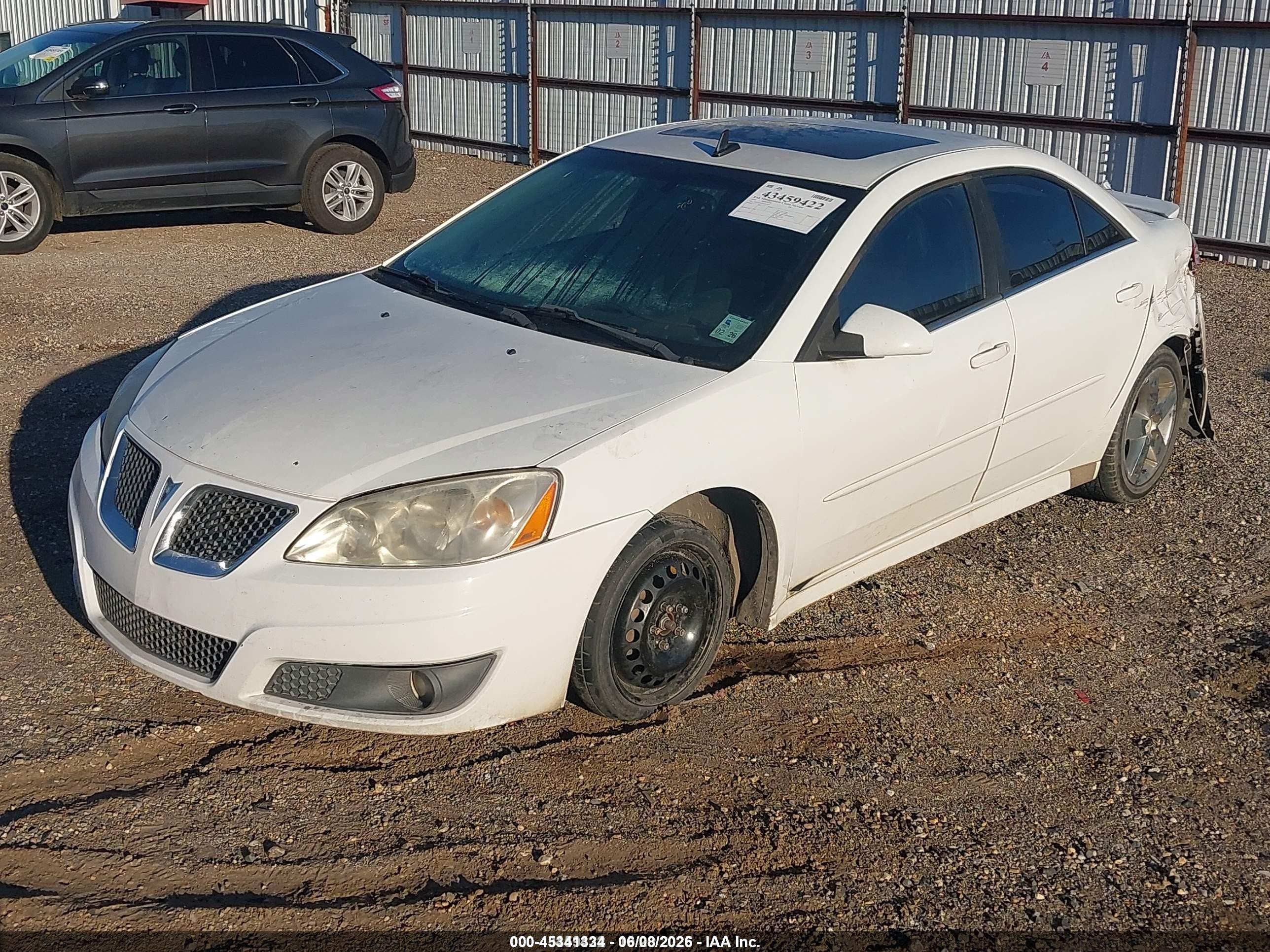 2010 Pontiac G6   White vin: 1G2ZA5EK9A4151851