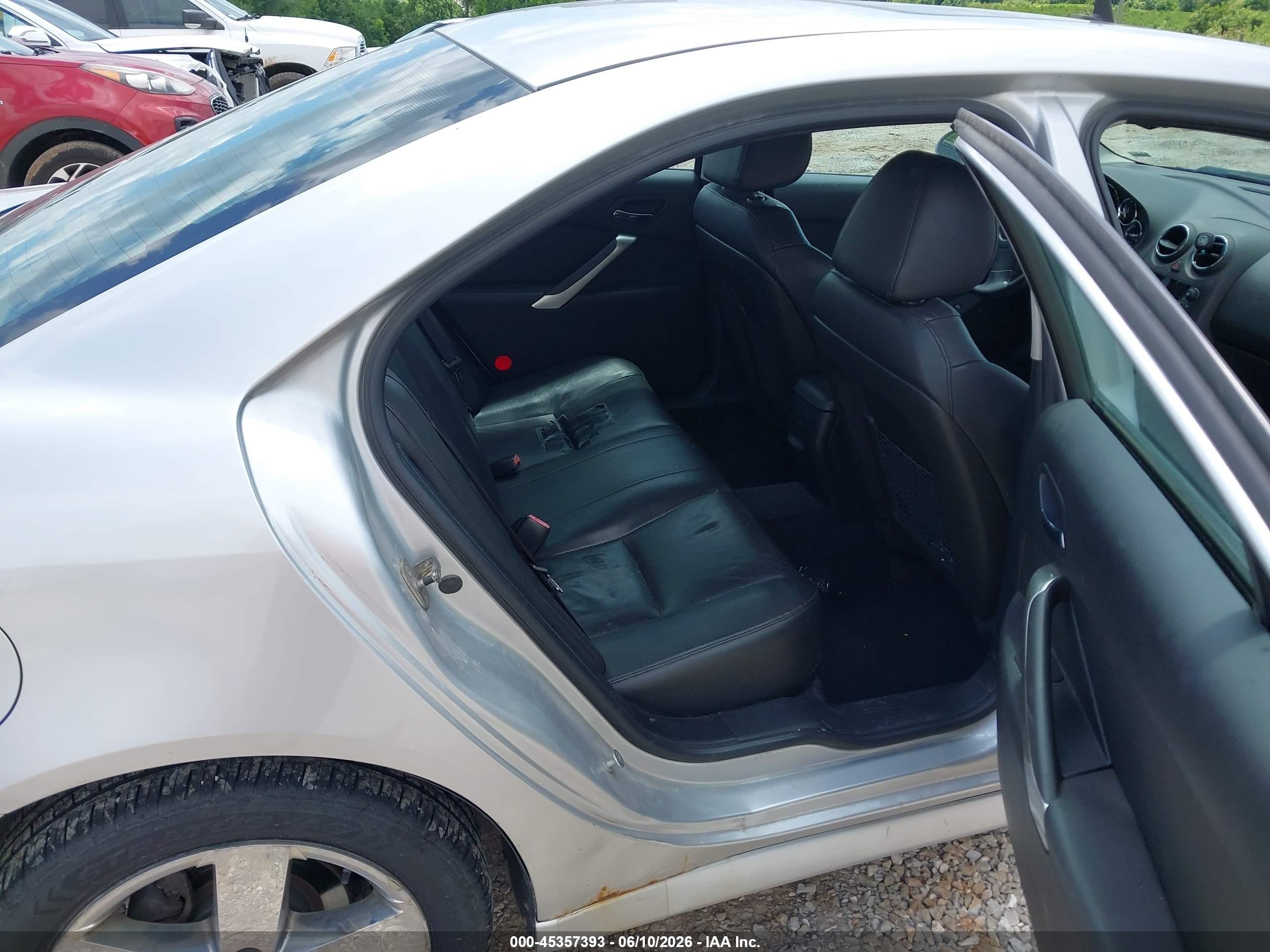 2010 Pontiac G6   Silver vin: 1G2ZA5EK9A4159979