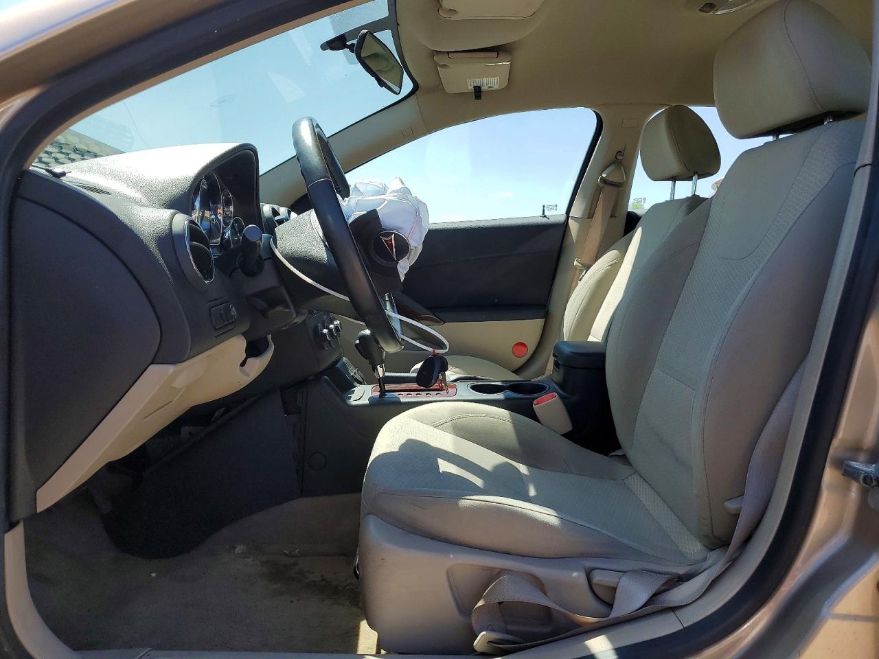 2006 Pontiac G6 Se Золотой vin: 1G2ZF55B164259552