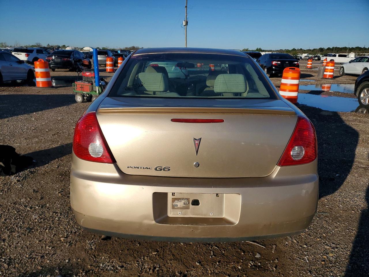 2006 Pontiac G6 Se Beige vin: 1G2ZF55B364229727