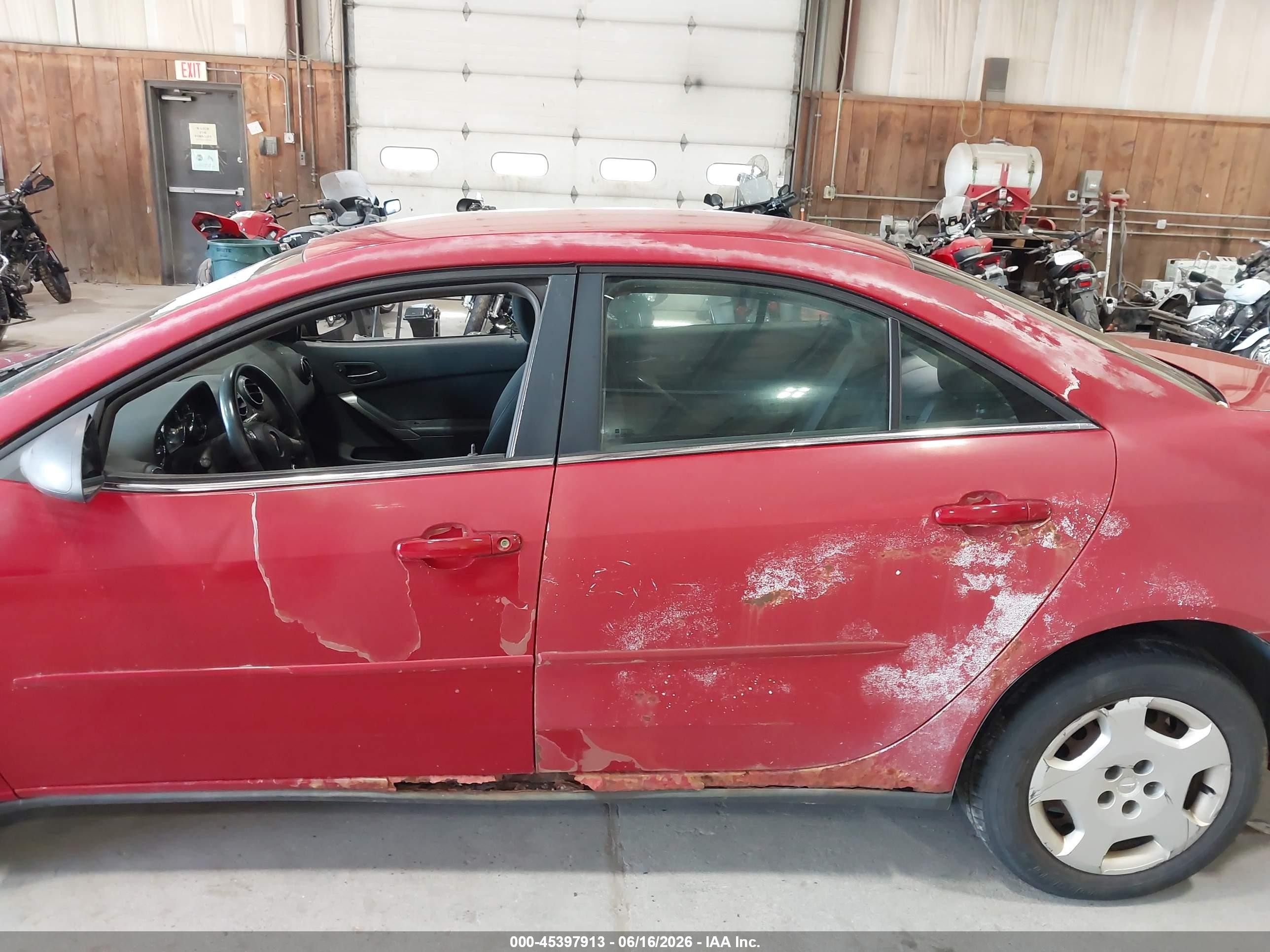 2006 Pontiac G6   Red vin: 1G2ZF55B564282879