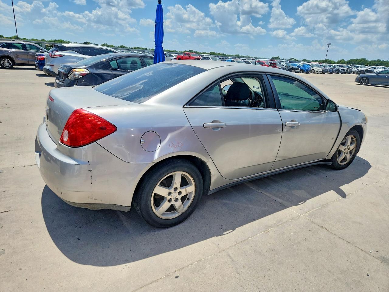 2008 Pontiac G6 Silver vin: 1G2ZF57B184205653