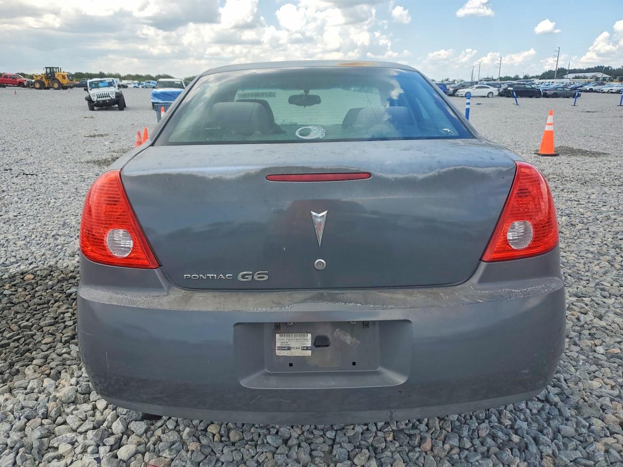 2008 Pontiac G6 Value Leader Gray vin: 1G2ZF57B284159539