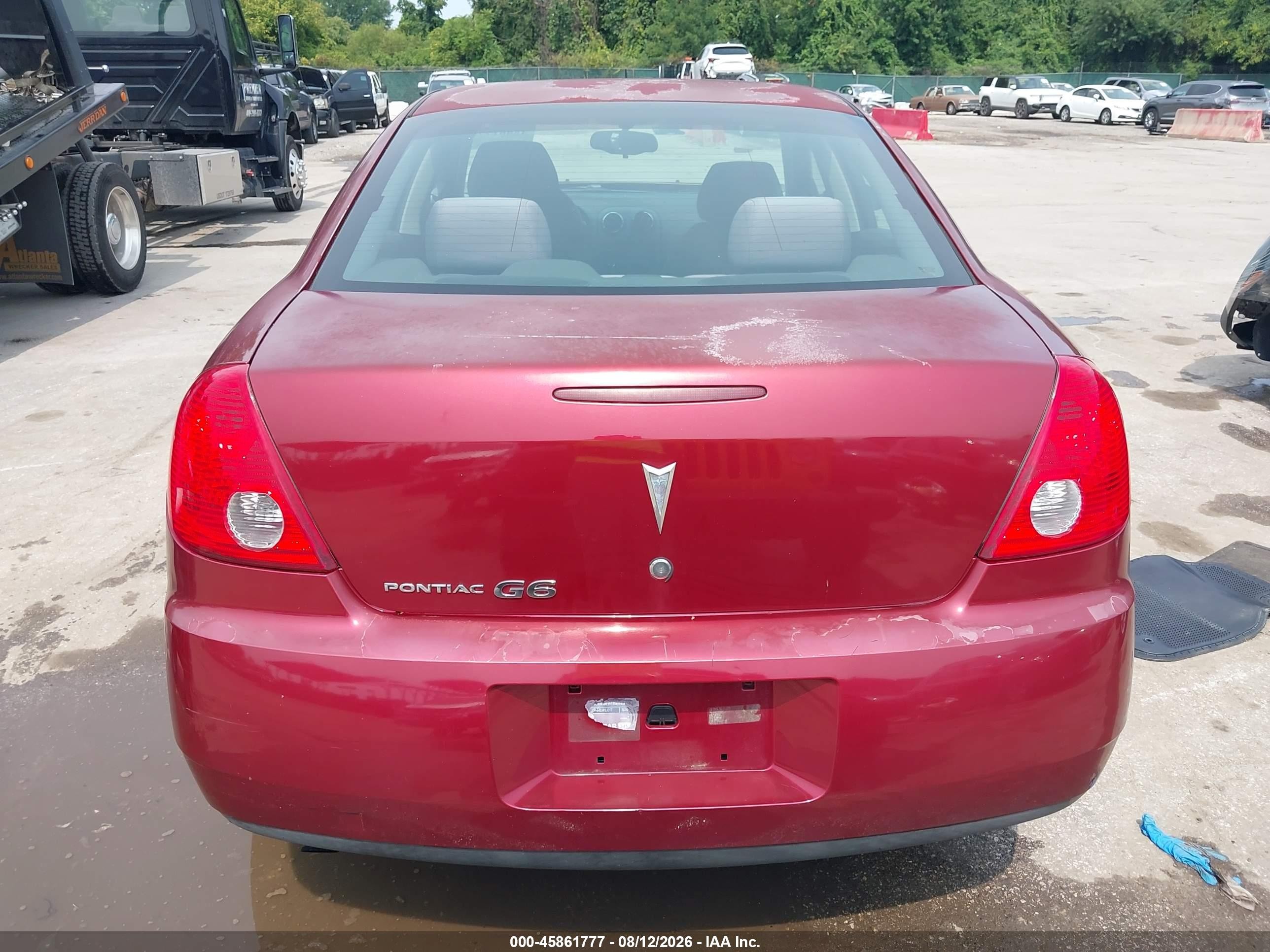 2008 Pontiac G6 Value Leader Red vin: 1G2ZF57B384176060