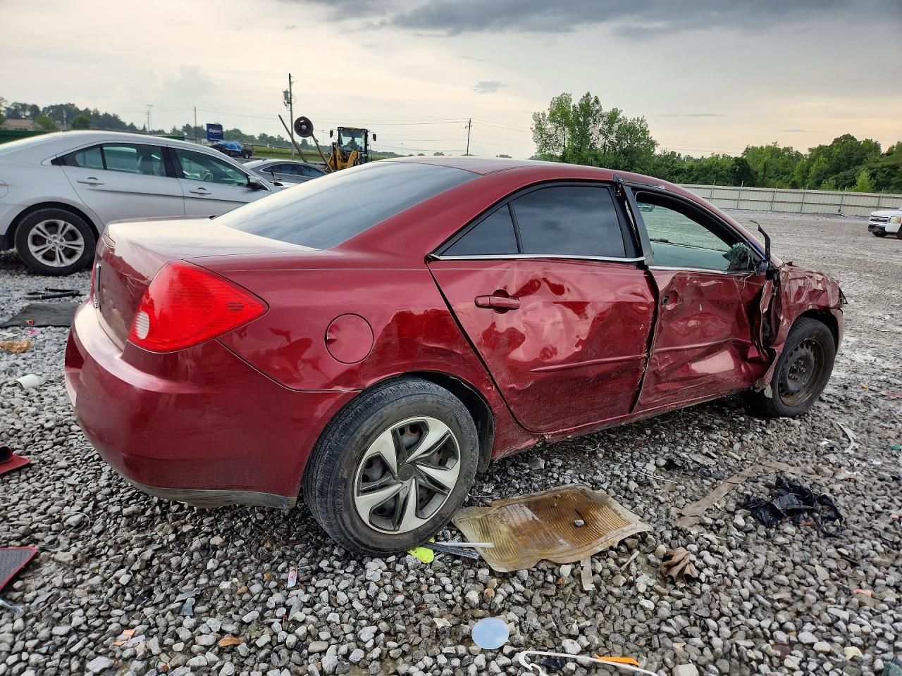 2008 Pontiac G6 Value Leader Burgundy vin: 1G2ZF57B484115364