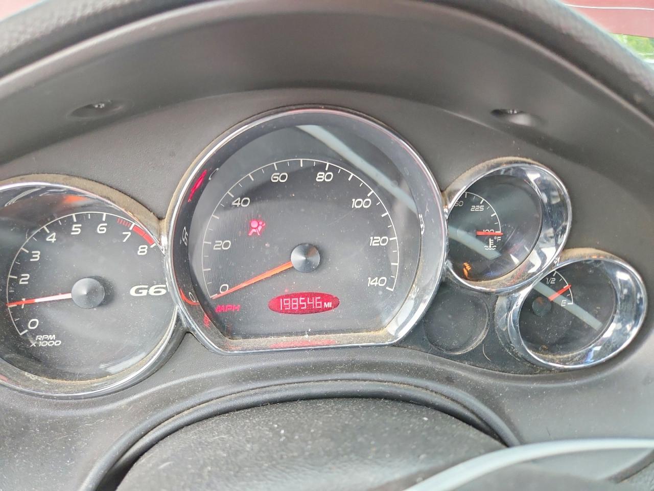 2008 Pontiac G6 Value Leader Burgundy vin: 1G2ZF57B484115364
