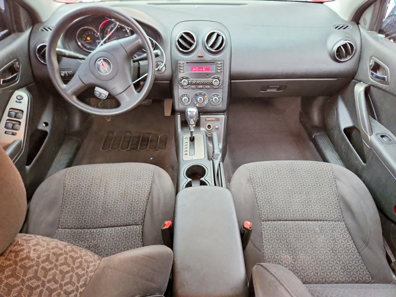 2008 Pontiac G6 Value Leader Burgundy vin: 1G2ZF57B484115364