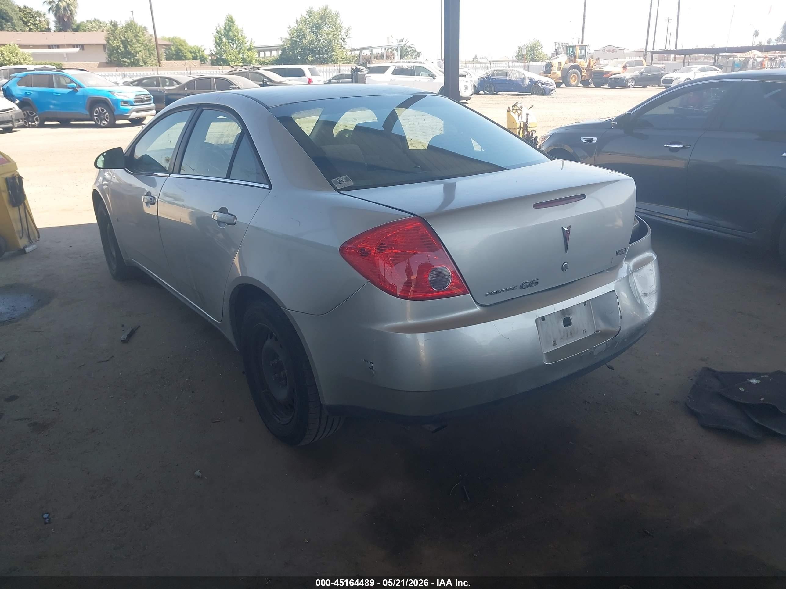 2008 Pontiac G6 Value Leader Серебряный vin: 1G2ZF57BX84147591
