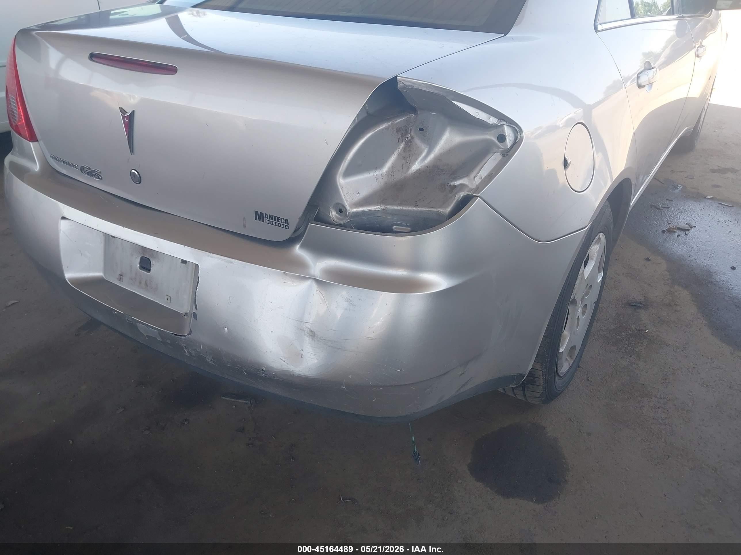 2008 Pontiac G6 Value Leader Серебряный vin: 1G2ZF57BX84147591