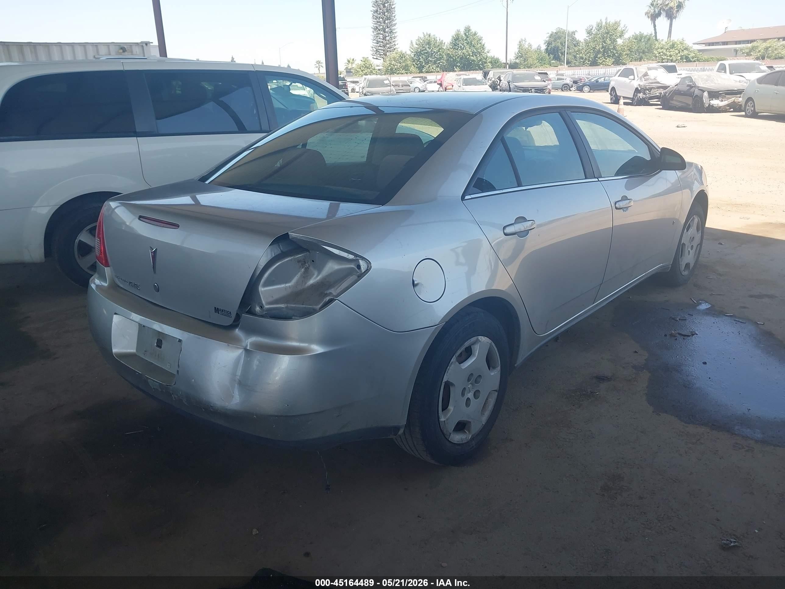 2008 Pontiac G6 Value Leader Серебряный vin: 1G2ZF57BX84147591