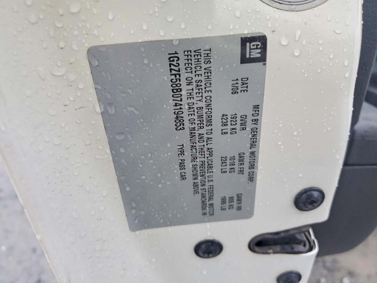 2007 Pontiac G6 Value Leader White vin: 1G2ZF58B074194853