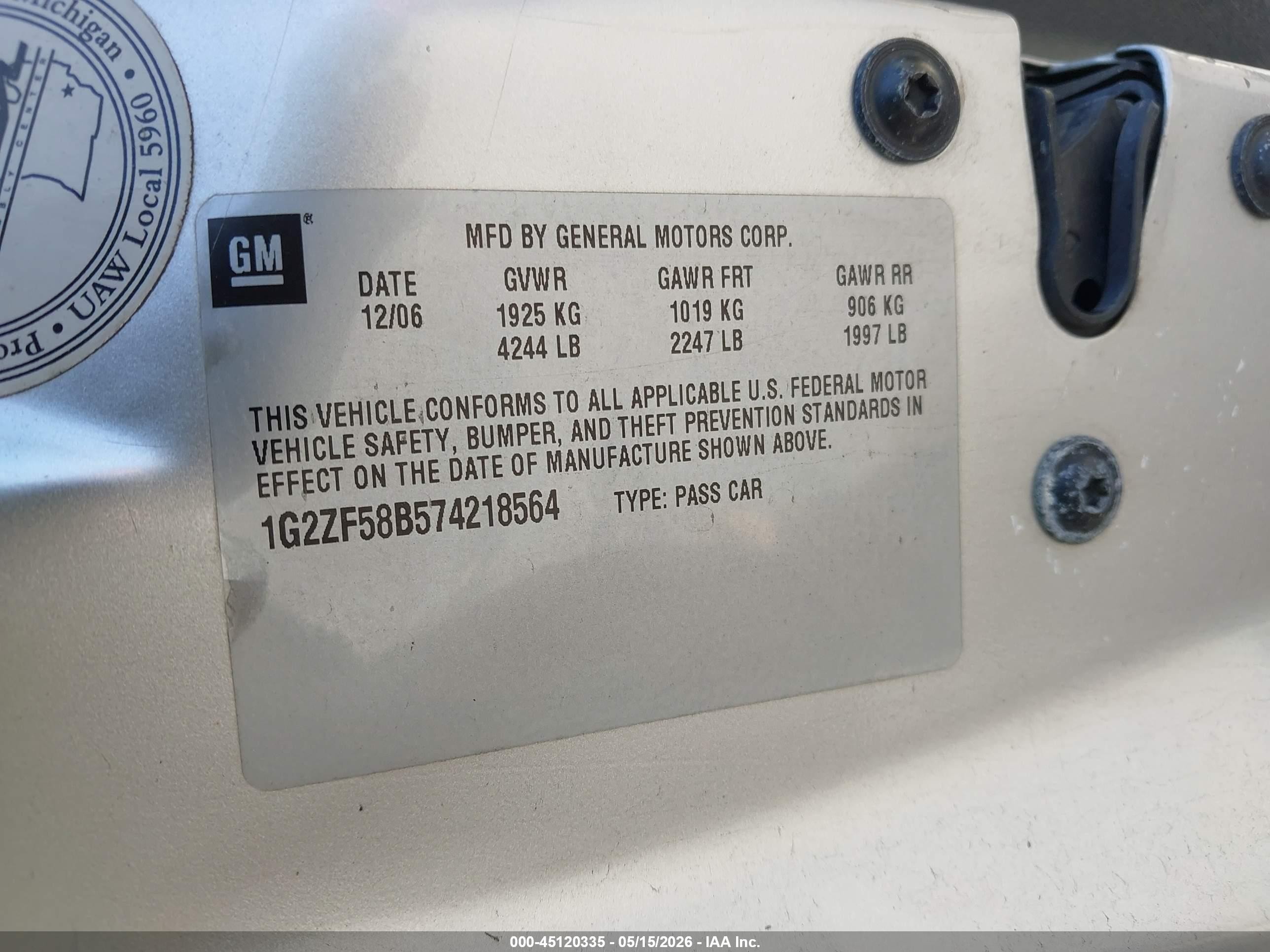 2007 Pontiac G6 Value Leader Silver vin: 1G2ZF58B574218564