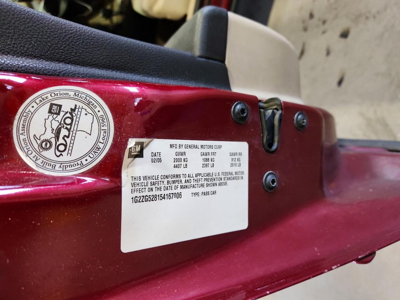 2005 Pontiac G6 Burgundy vin: 1G2ZG528154167006