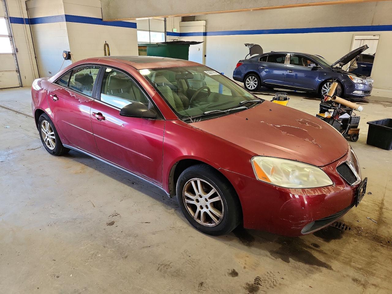 2005 Pontiac G6 Burgundy vin: 1G2ZG528154167006