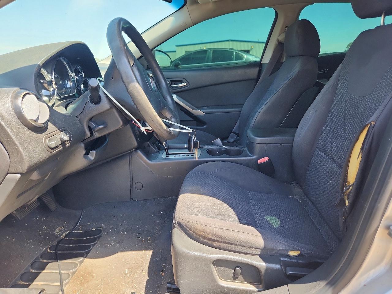 2005 Pontiac G6 Silver vin: 1G2ZG528254125217