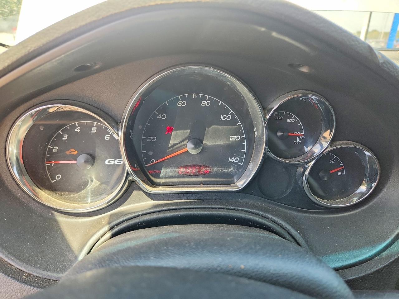 2005 Pontiac G6 Silver vin: 1G2ZG528254125217