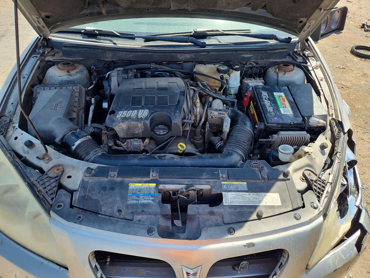 2005 Pontiac G6 Silver vin: 1G2ZG528254125217