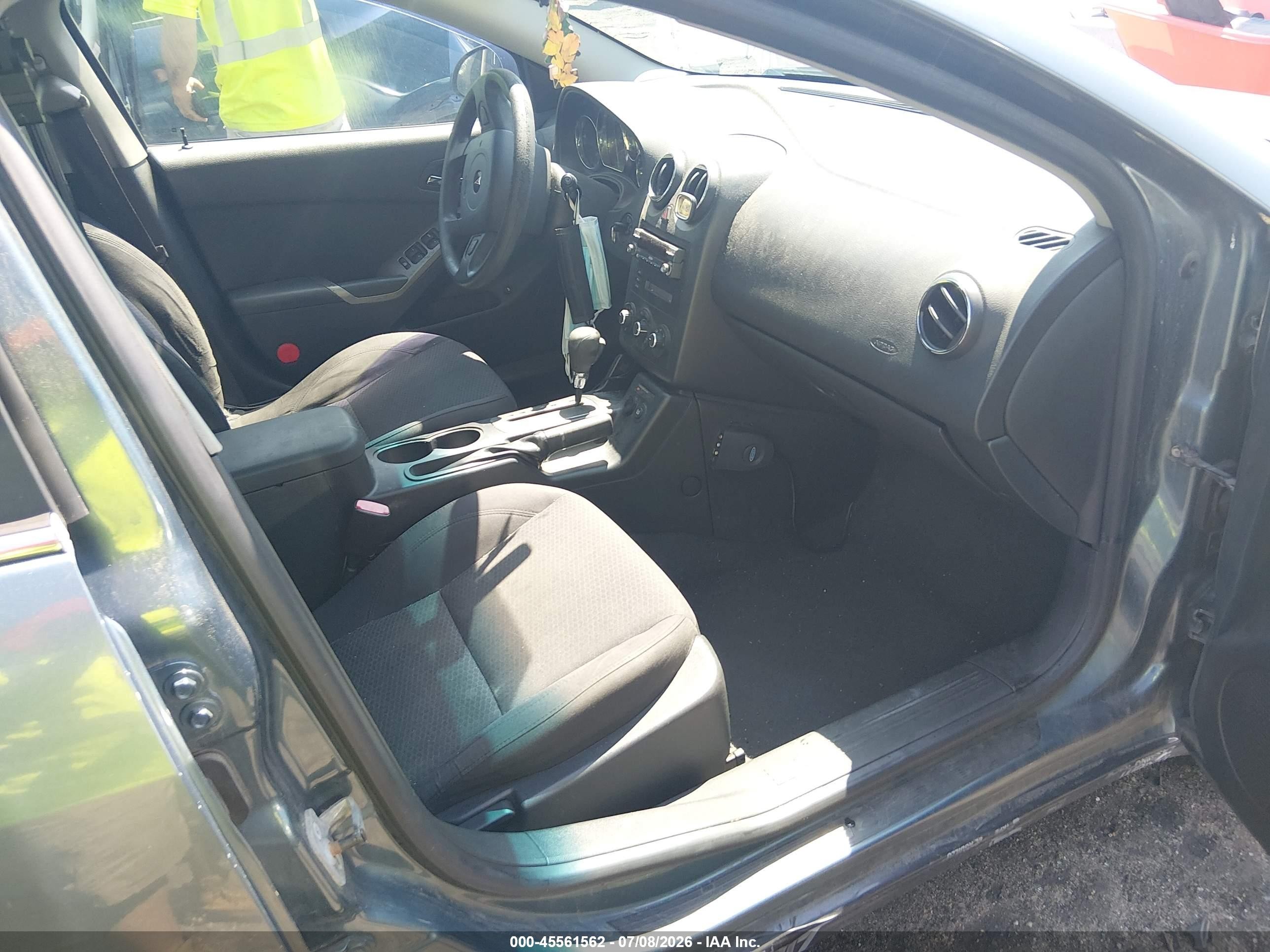 2006 Pontiac G6   Blue vin: 1G2ZG558064100166